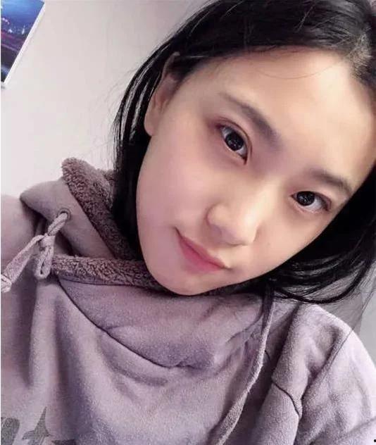 大姑娘揪痧脖子视频,传统养生新体验